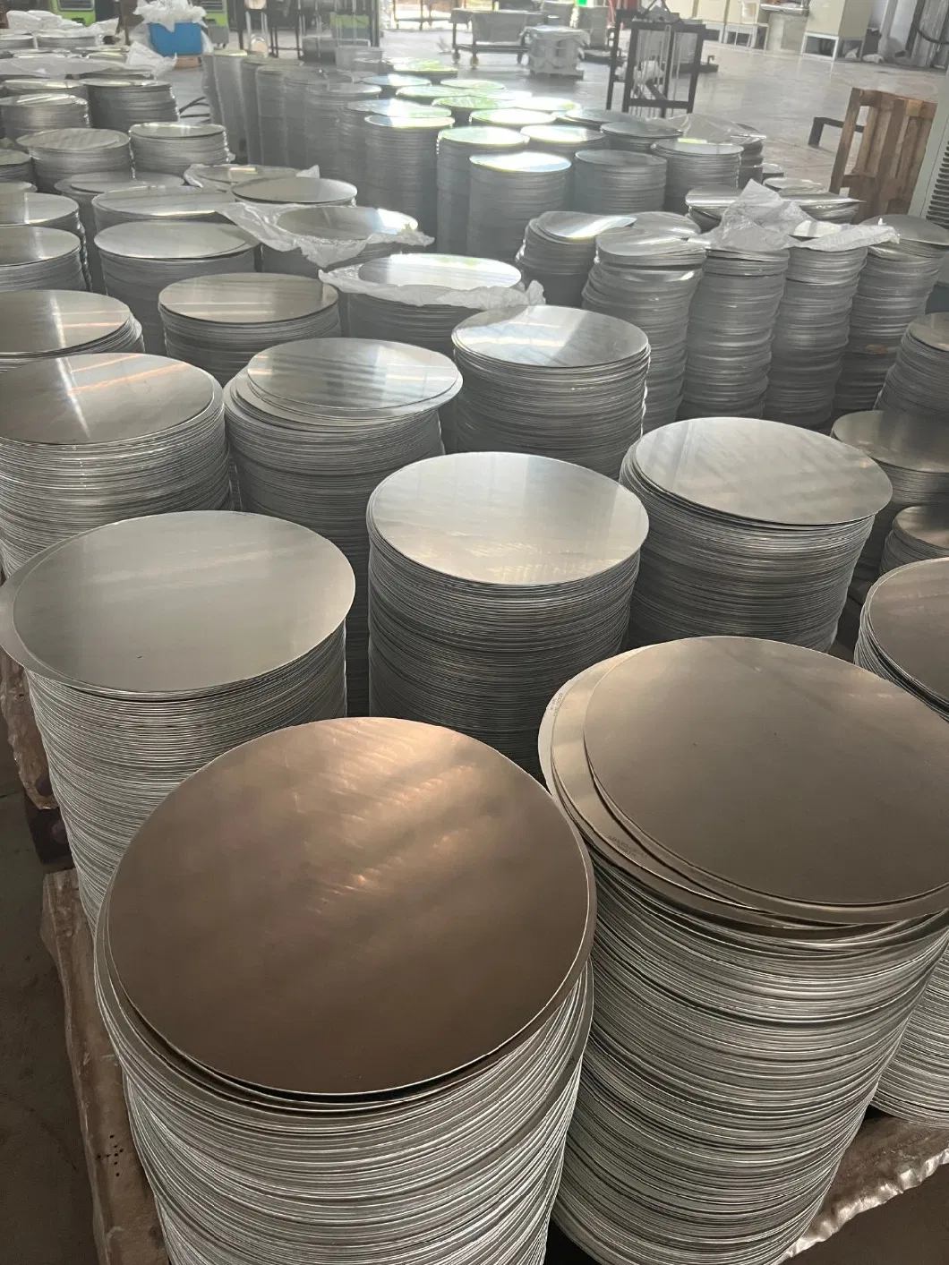 Customized Building Tableware 304 Stainless Steel 1050 Aluminum 430 Triply Circles Clad Plate